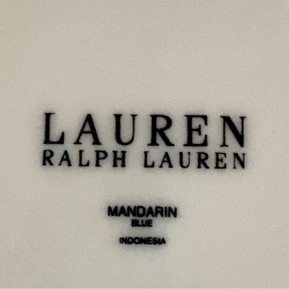Ralph Lauren Mandarin Pattern Luncheon Plate in mint unused Condition…Retired! - Picture 3 of 4